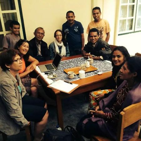 Fabexpress Alpine Hotel Agra  Bagian luar foto