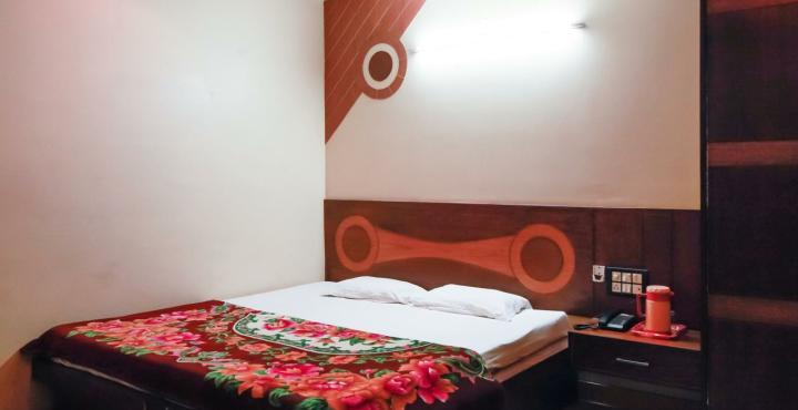 Fabexpress Alpine Hotel Agra  Bagian luar foto