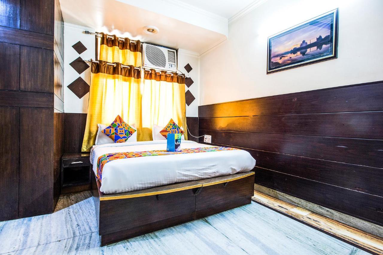 Fabexpress Alpine Hotel Agra  Bagian luar foto